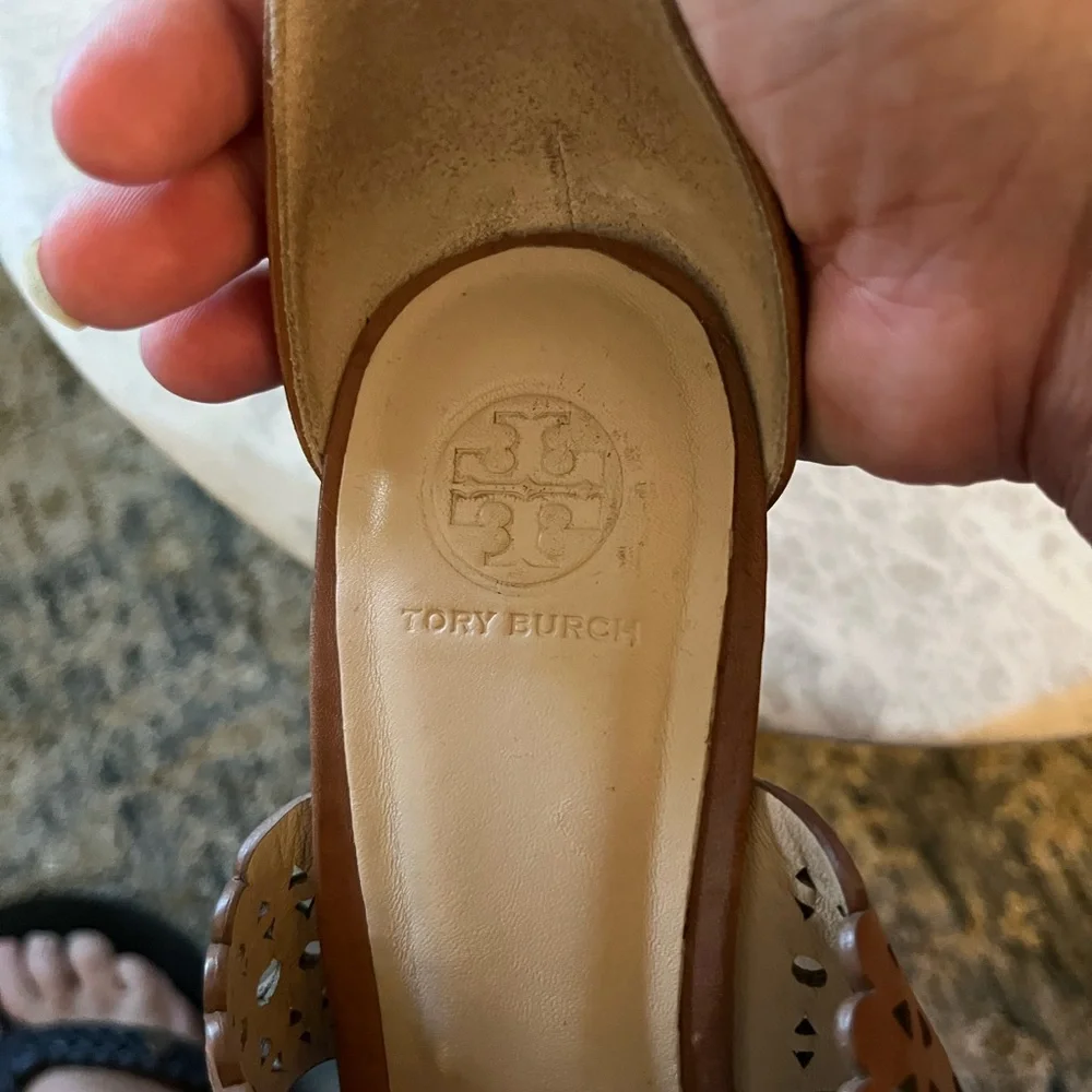 Tory Burch Perforated Brown Laser-Cut Leather Wood Wedge Sandals Size‎ 9